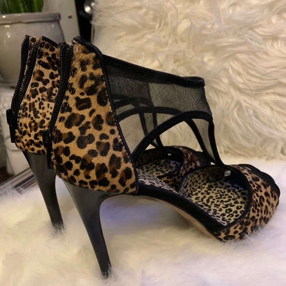 SOLD - Brand New Jessica Simpson Leopard Heels - Picture 4 of 9